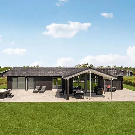 4 Bedroom Gorgeous In * Tarm