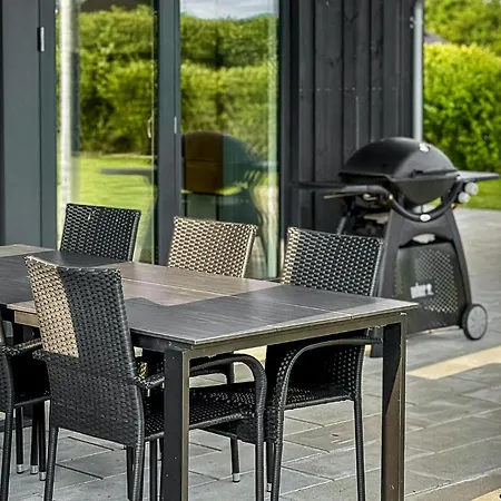 4 Bedroom Gorgeous In * Tarm