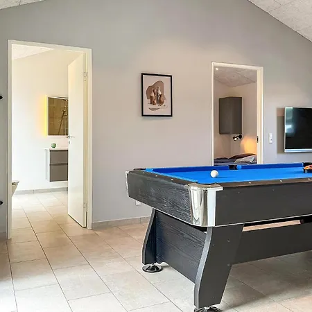 4 Bedroom Gorgeous In *