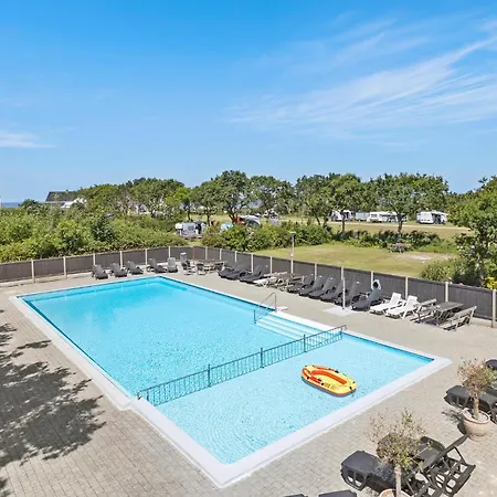 4 Bedroom Gorgeous In