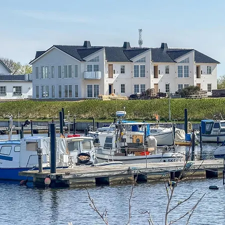 4 Bedroom Gorgeous In * Tarm