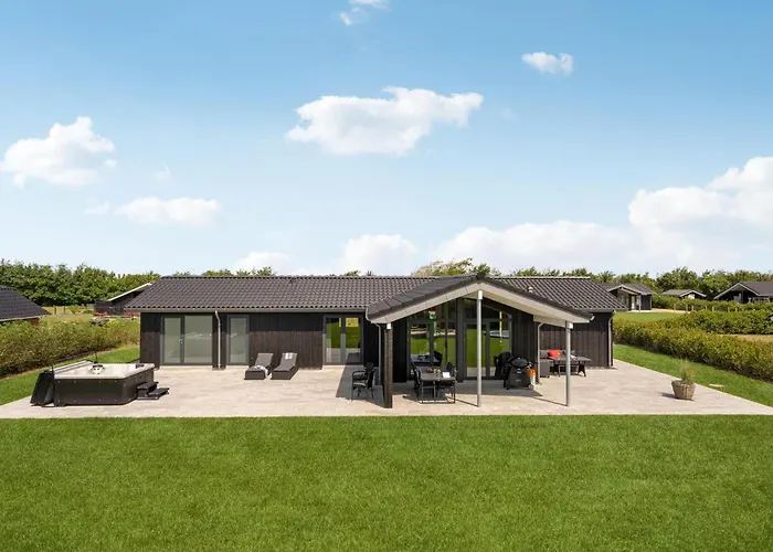 4 Bedroom Gorgeous In * Tarm