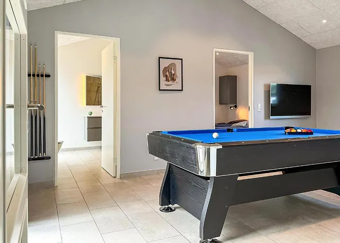 4 Bedroom Gorgeous In *